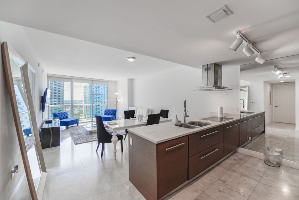 Icon Residences — 2