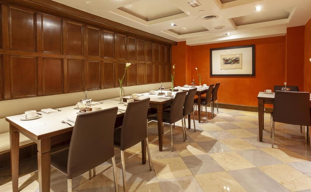 Hotel Derby Barcelona — 30