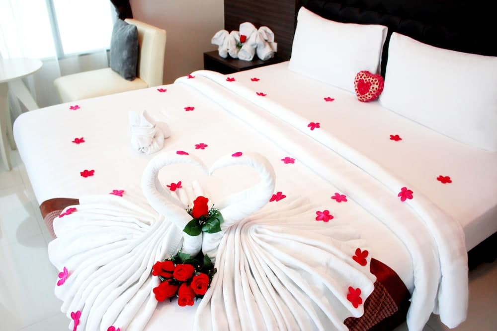 Picnic Hotel Bangkok — 6