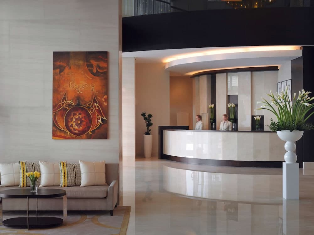 Mövenpick Hotel Jumeirah Lakes Towers — 2
