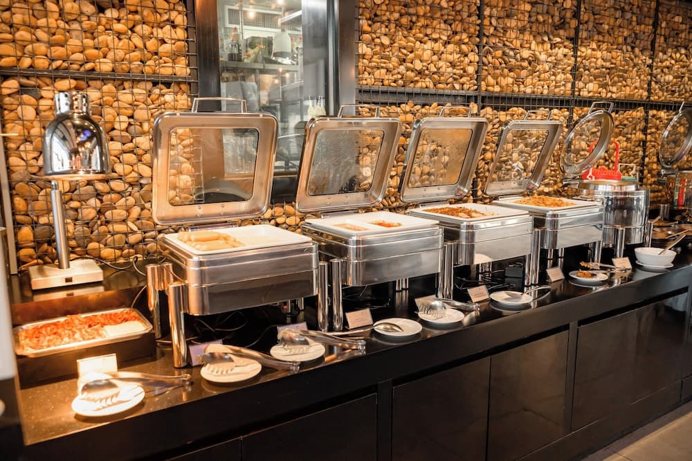 Hotel Clover Asoke — 28