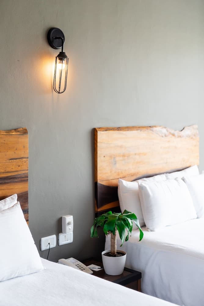 Hotel52 — 10