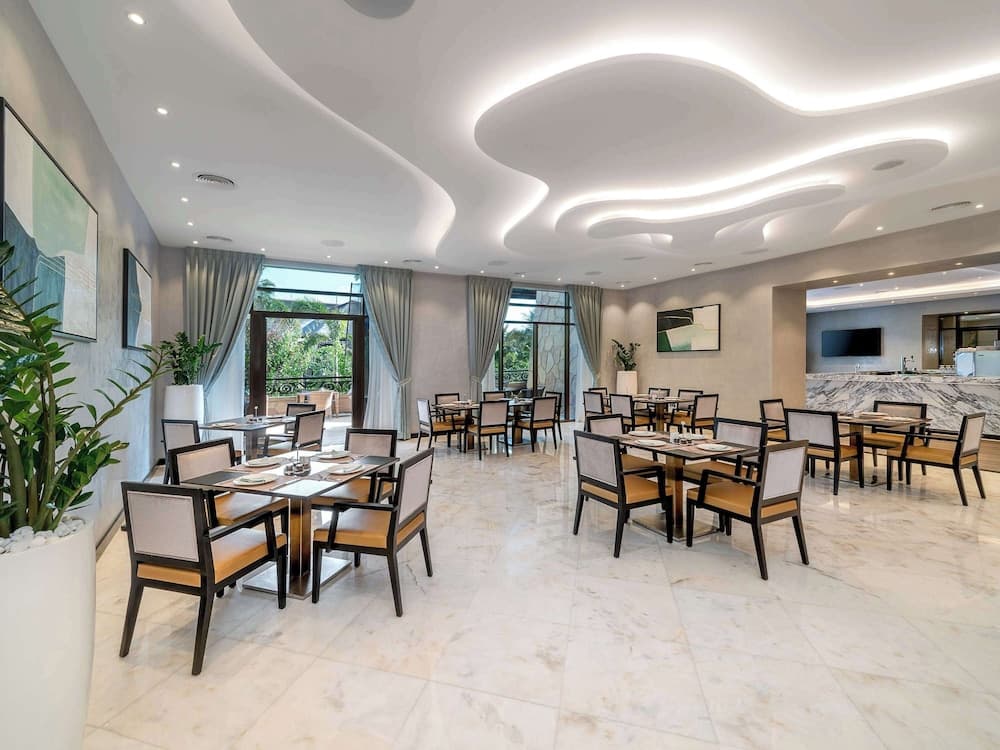 Sofitel Dubai The Palm Resort & Spa — 2