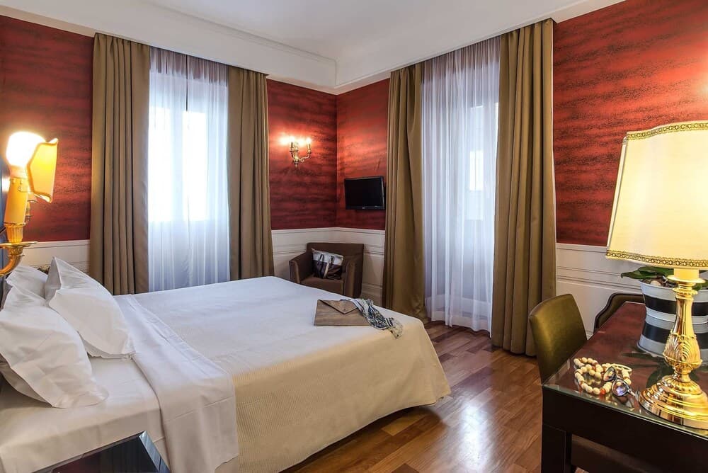 Albergo Del Senato — 10