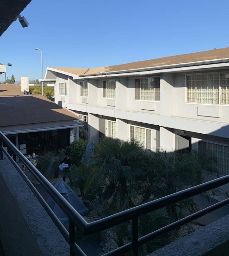 Skyways Hotel — 13