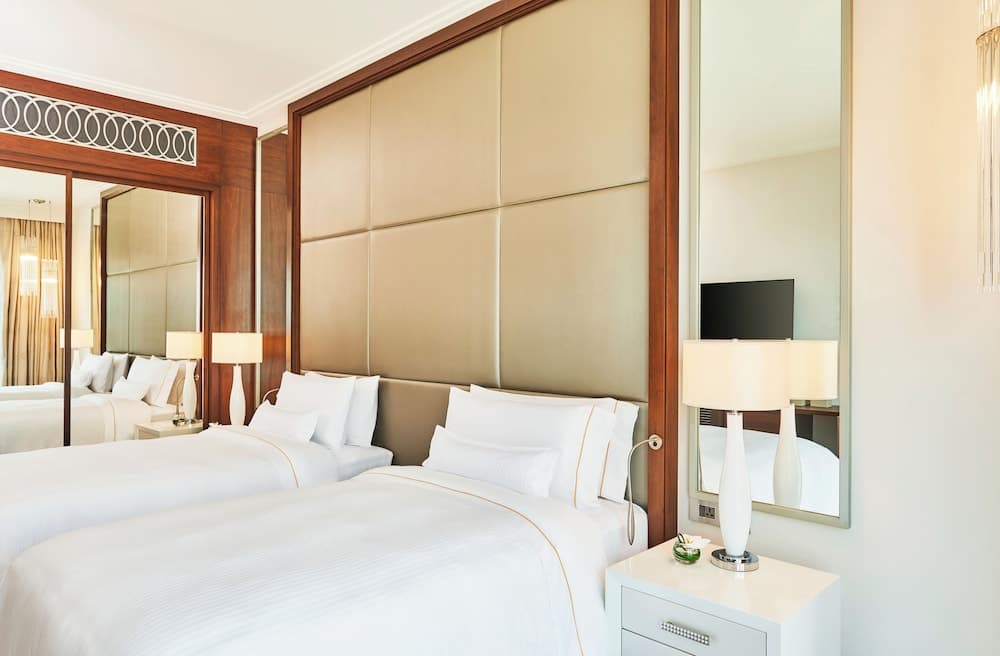 Hilton Dubai Al Habtoor City — 22