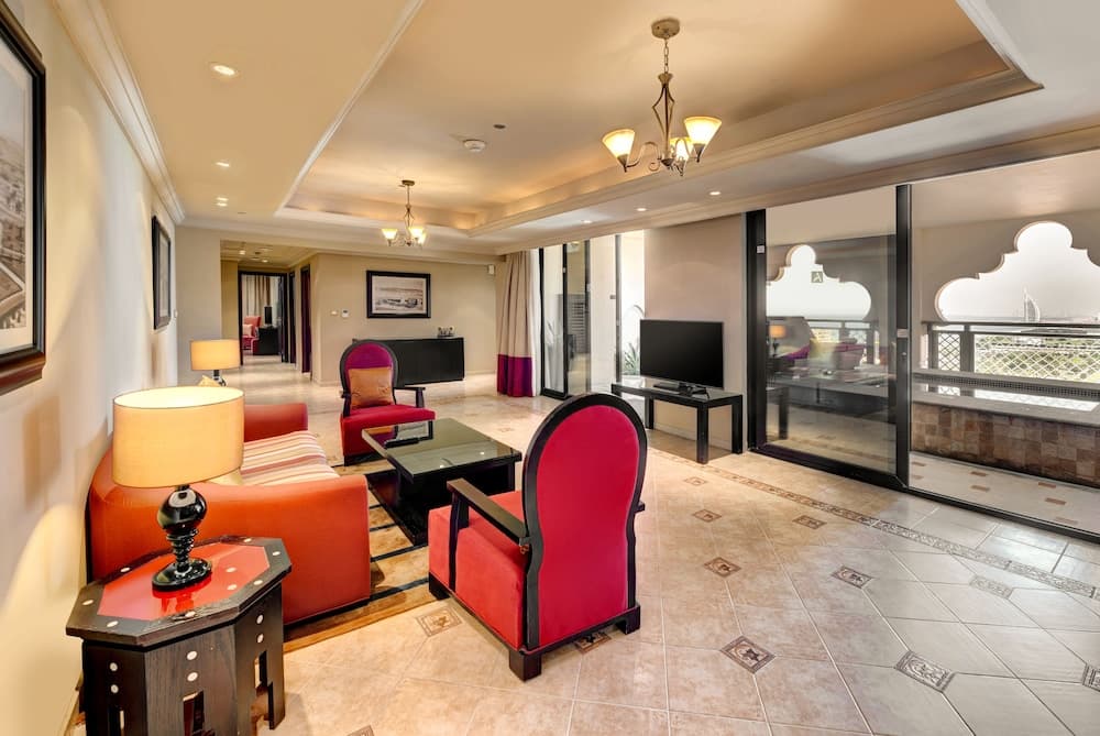 Arjaan by Rotana Dubai Medienstadt — 12