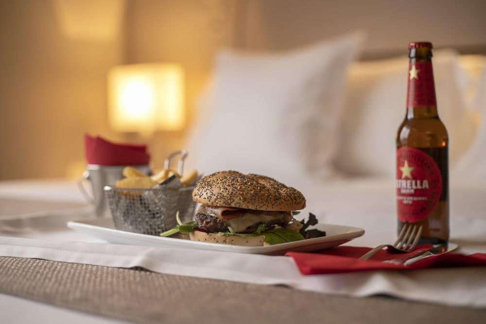 Hotel América Barcelona — 10