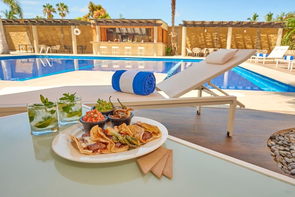 City Express Plus by Marriott Cabo San Lucas — 12