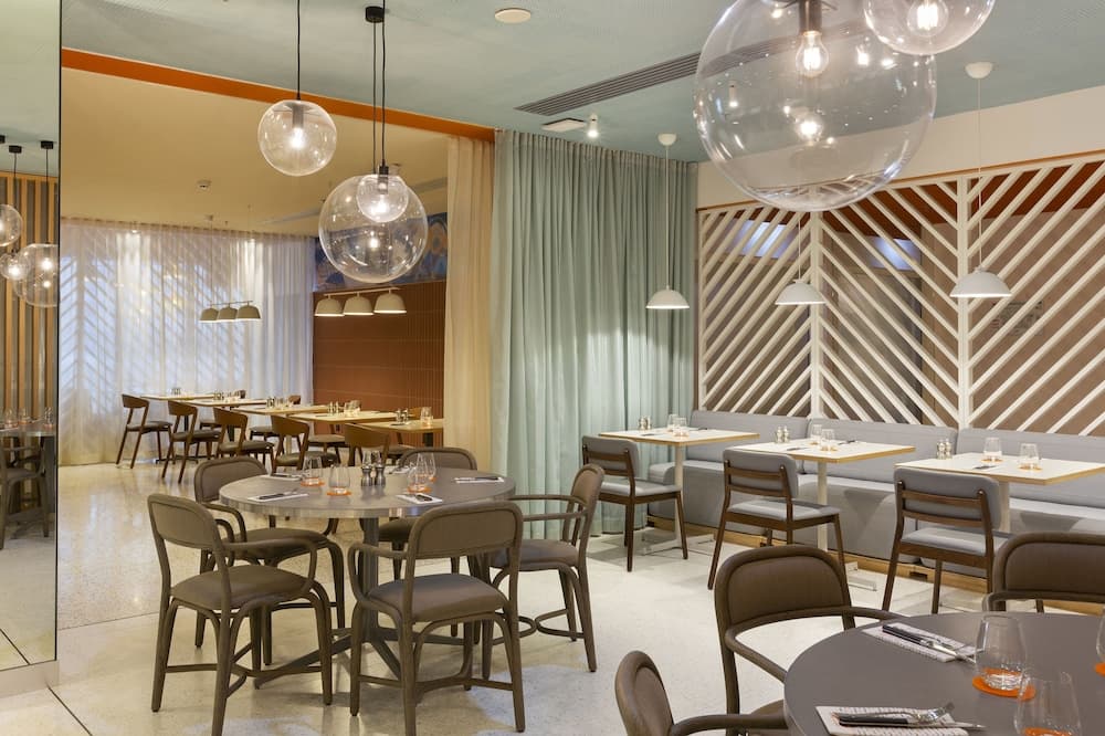 Pullman Paris Montparnasse Hotel — 30