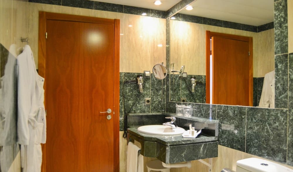 Hotel Ribera De Triana — 5