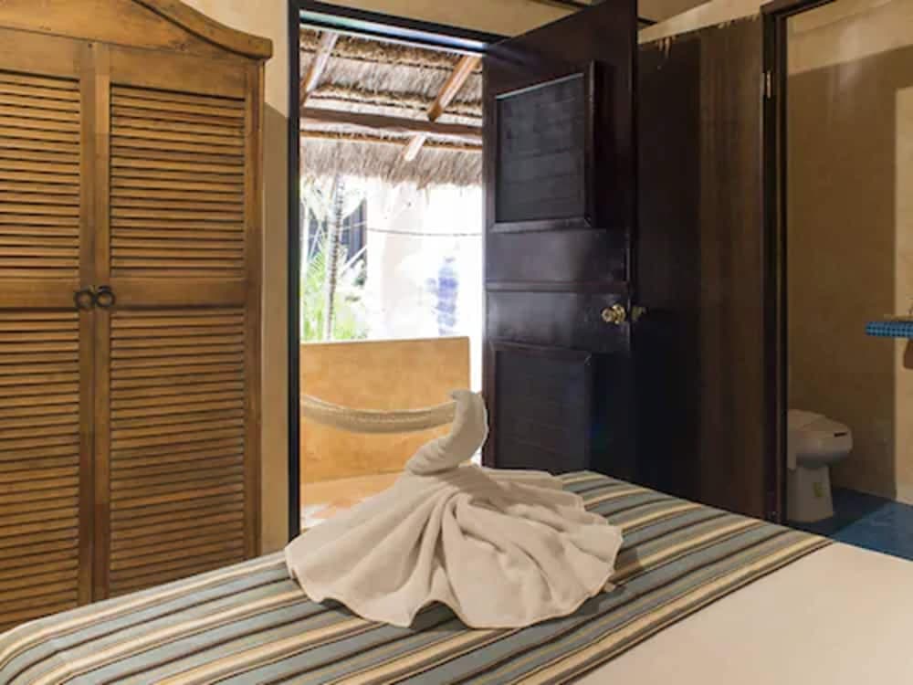 Barrio Latino Hotel Riviera Maya — 12