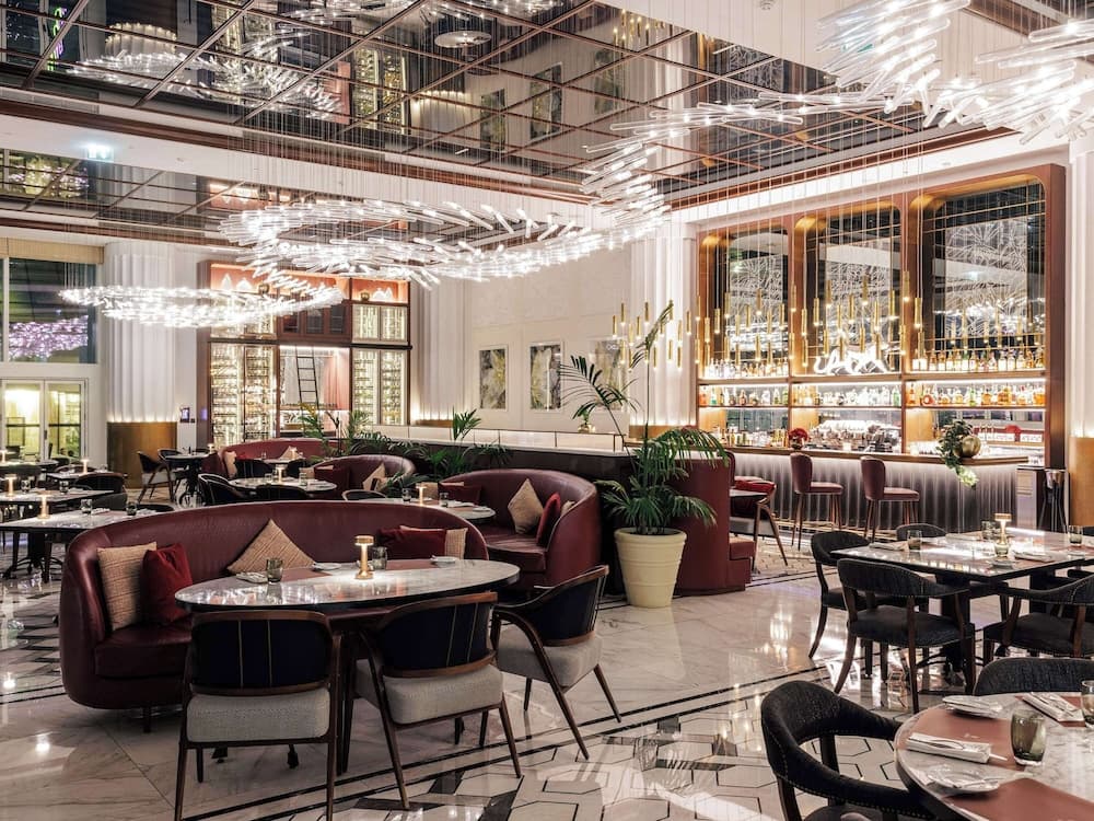 Sofitel Dubai Der Obelisk — 23