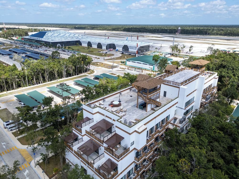 Hotel Gafsacomm Tulum Aeropuerto — 1