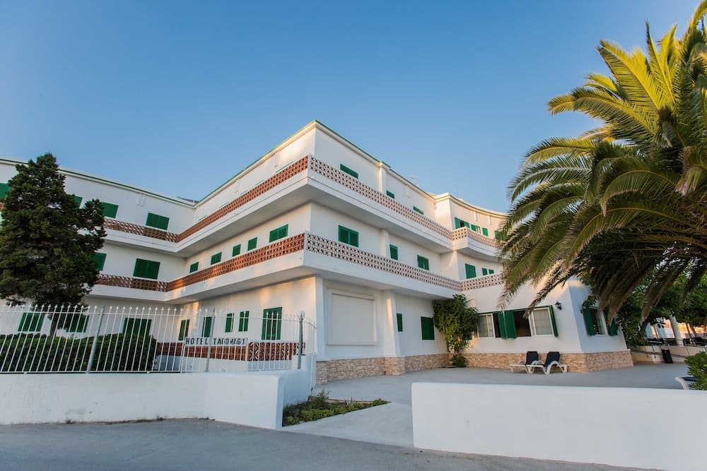 Hotel Tagomago — 12