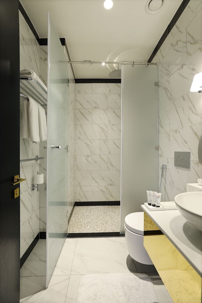 Millennium Atria Business Bay hotel, Al Abraj Street, Business Bay, Dubai, Dubai, 112120, United Arab Emirates — photo 16