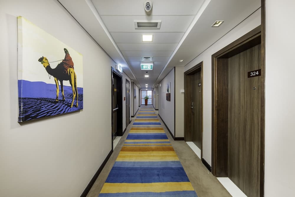 Citymax Hotel Al Barsha at the Mall — 21