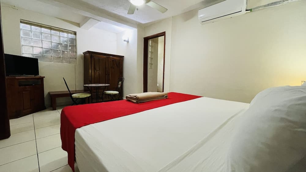 Hotel B&B - 5ta Avenida — 5