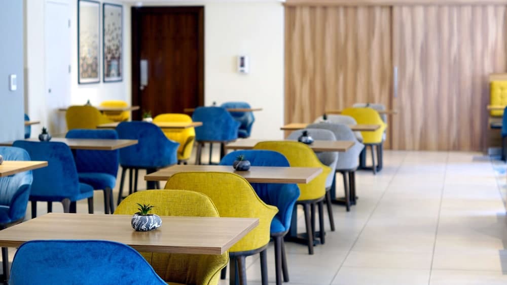 Hampton by Hilton Dubái Al Barsha — 24