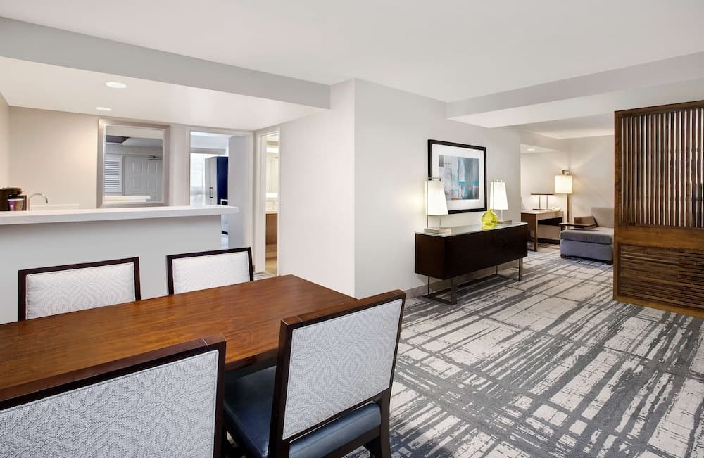 Embassy Suites by Hilton Orlando International Dr Kongresszentrum — 15