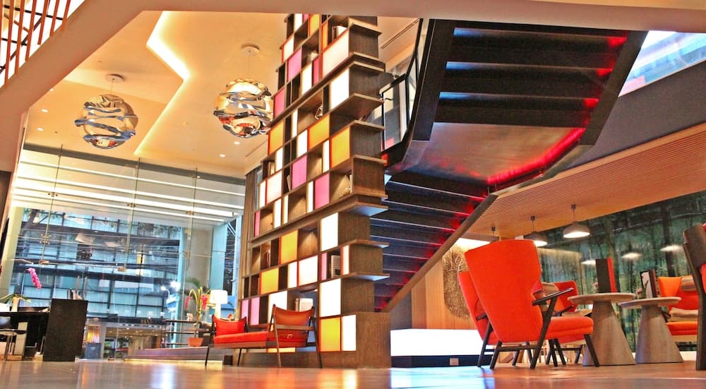 PARK PLAZA BANGKOK SOI 18 — 1
