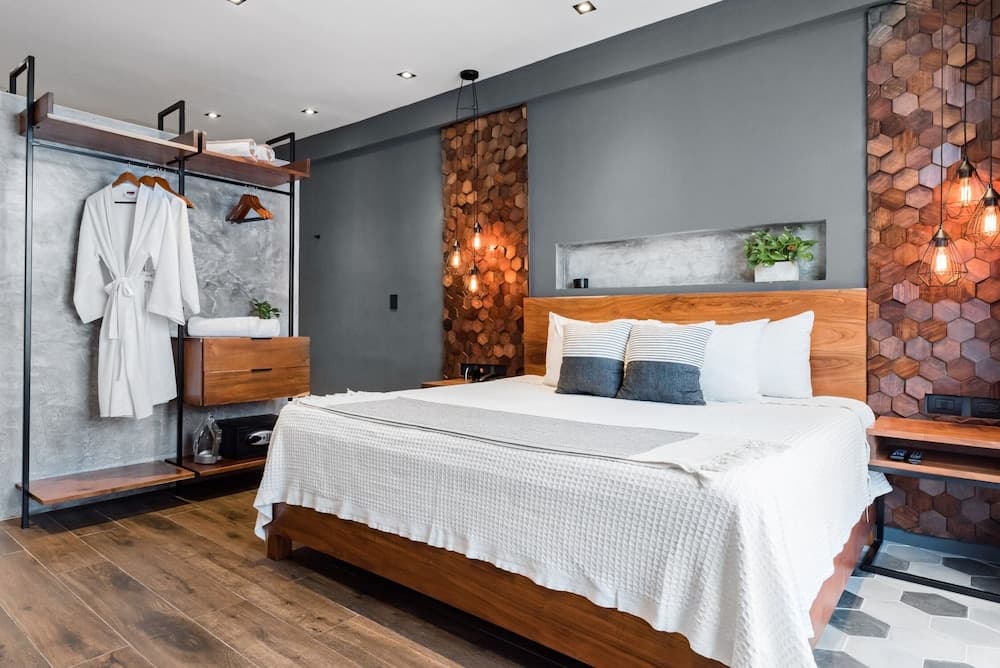 Leaf Boutique Condos — 15