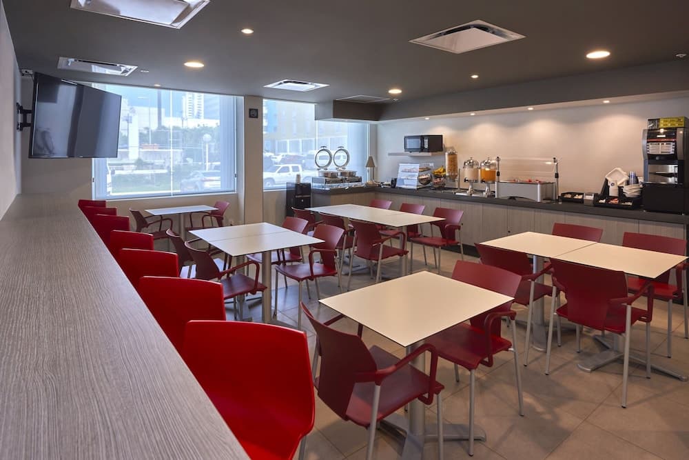 City Express Junior by Marriott Cancún — 23