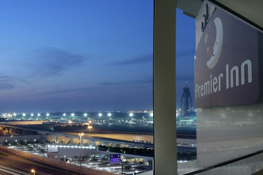 Premier Inn Dubai Aeroporto Internazionale — 15