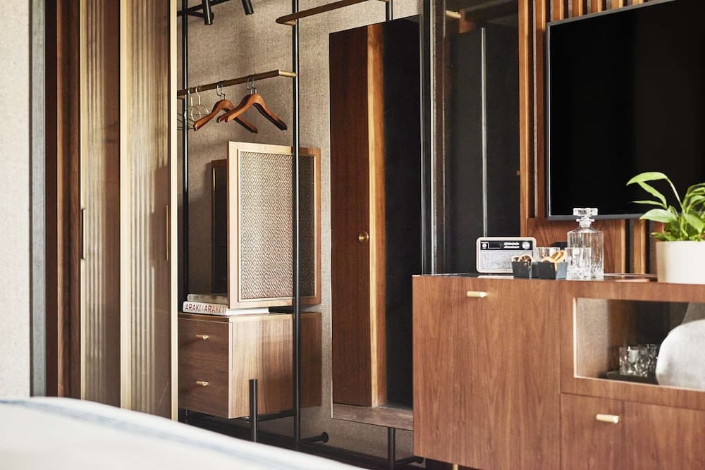 Thompson Madrid, by Hyatt — 16