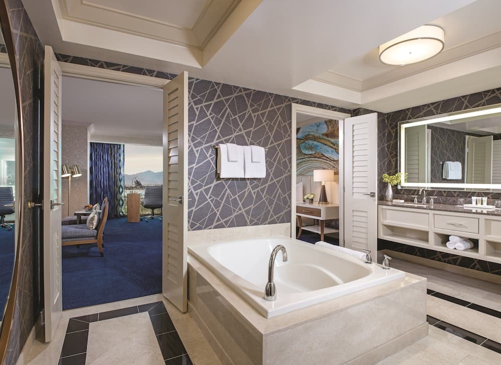 Mandalay Bay Resort And Casino — 26