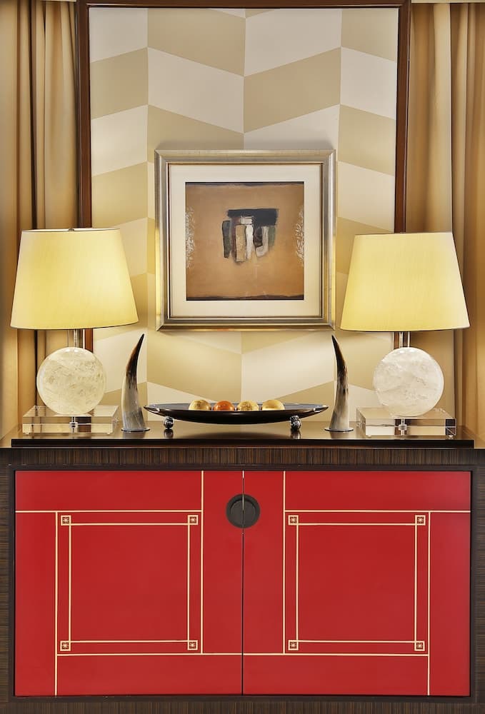Das Ritz-Carlton, Dubai International Financial Centre — 18