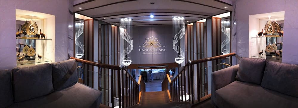 Pathumwan Princess Hotel — 29