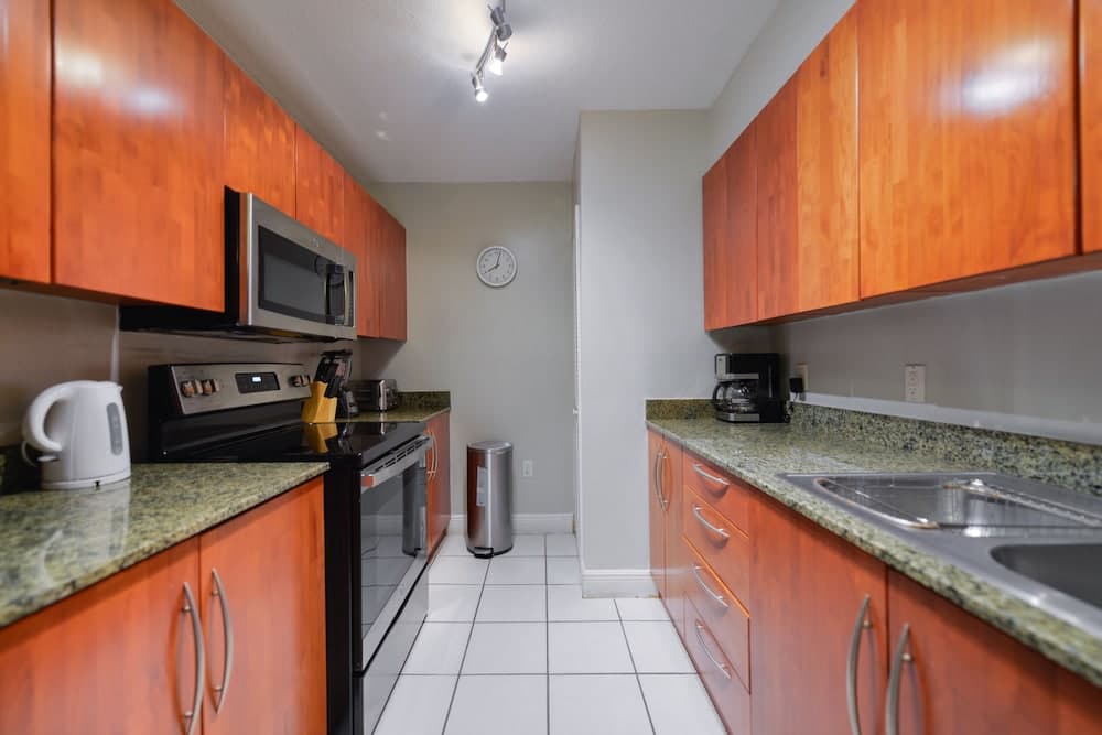 Stylish  Condo in Brickell Free Parking — 27