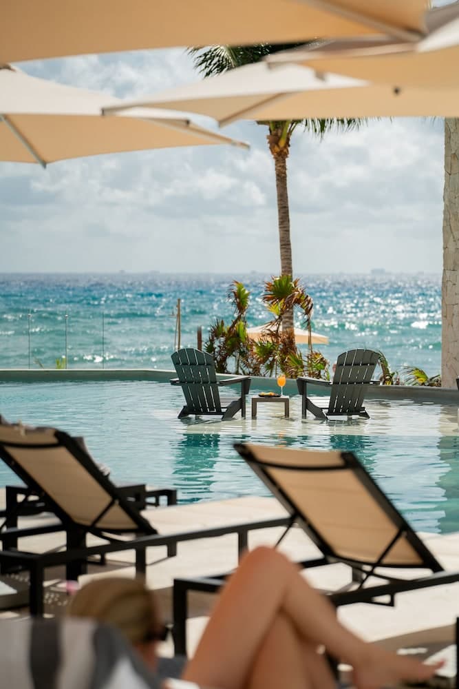 The Beachfront by The Fives Hotels  À la Carte - Nur für Erwachsene — 18