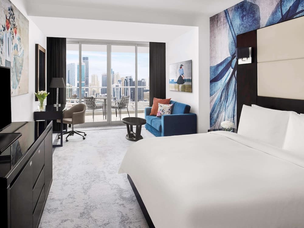 Mövenpick Hotel Jumeirah Lakes Towers — 19