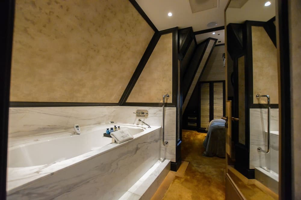 Hotel TwentySeven — 8