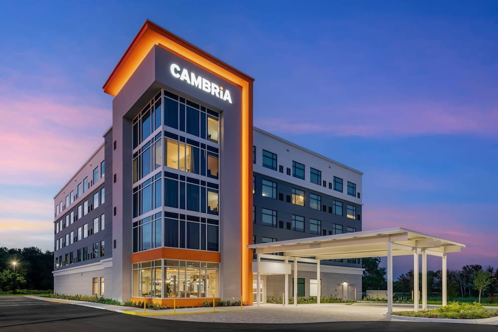 Cambria Hotel Tampa-Brandon — 7