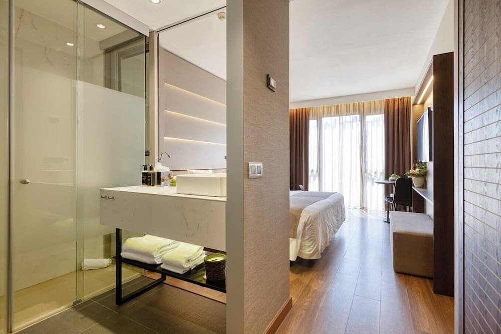 Hotel América Barcelona — 17