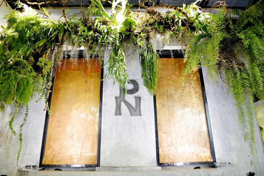 Picnic Hotel Bangkok — 14
