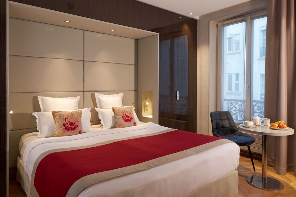 Hôtel Tourisme Avenue — 19