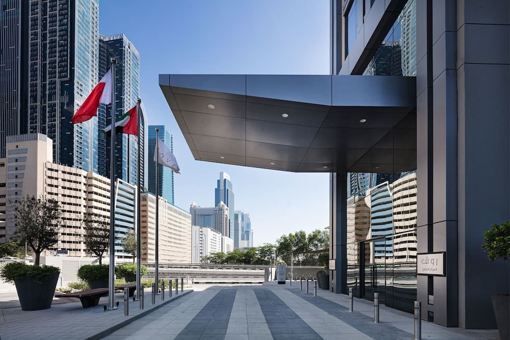 Rove Trade Centre — 24