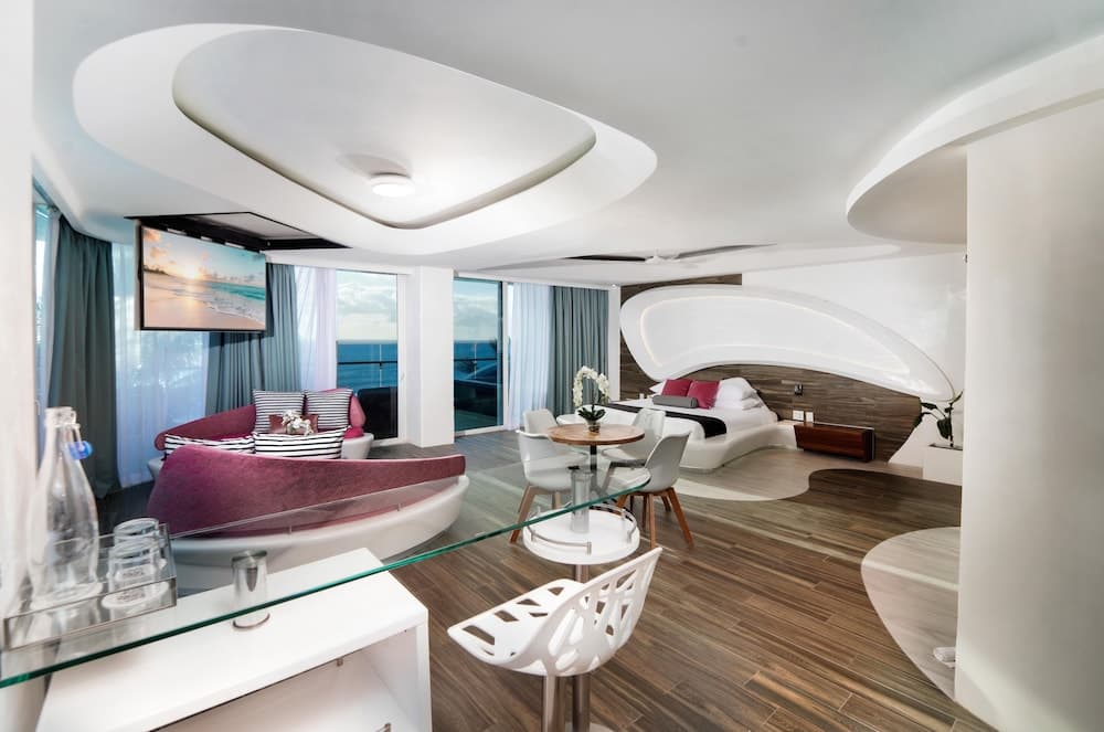 The Carmen Hotel - Ocean Front — 30