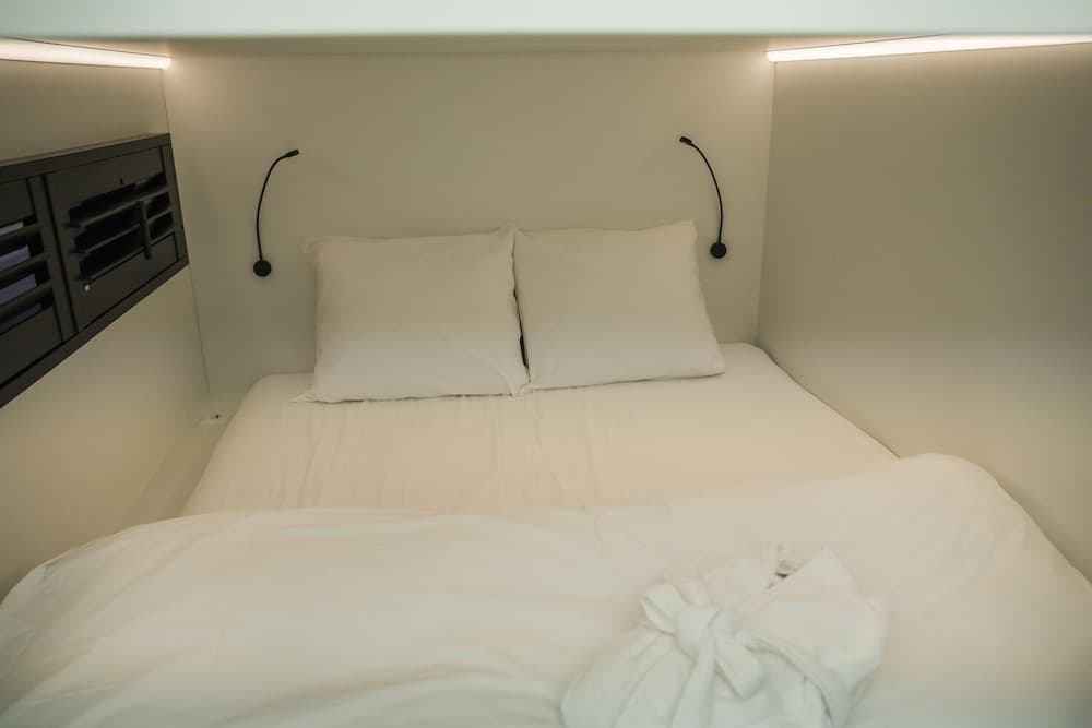 Dieses Hostel — 8