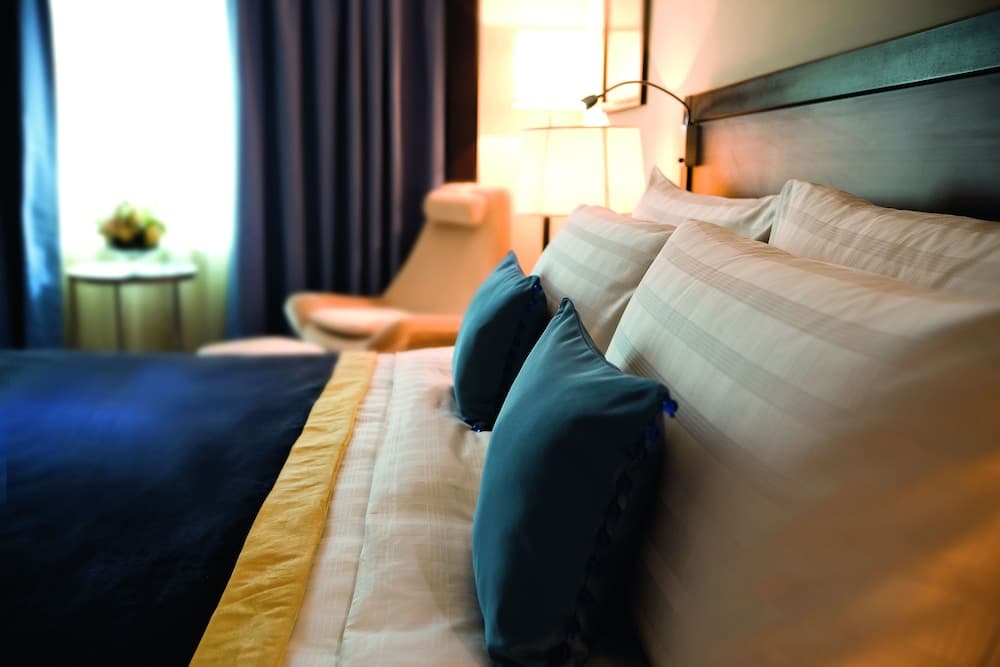 Avani Deira Dubai Hotel — 8