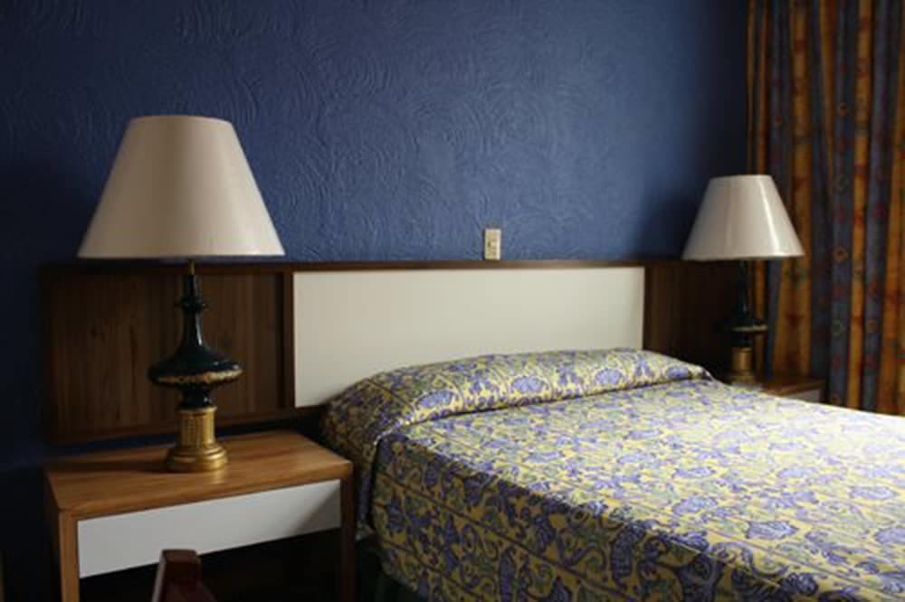Hotel New York — 20