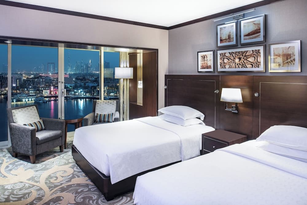 Sheraton Dubai Creek Hotel & Towers — 6