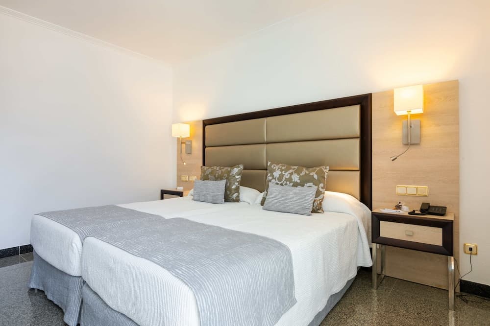 Suite Hotel S'Argamassa Palace — 3
