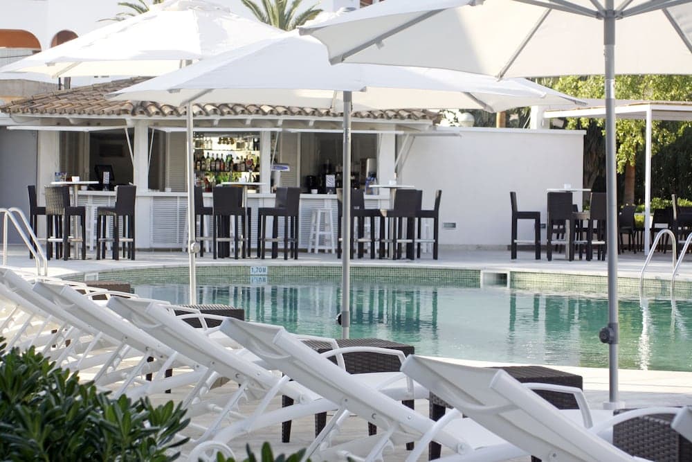 BG Hotel Caballero — 9