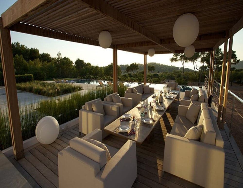 Gorgeous Villa With Views — 6