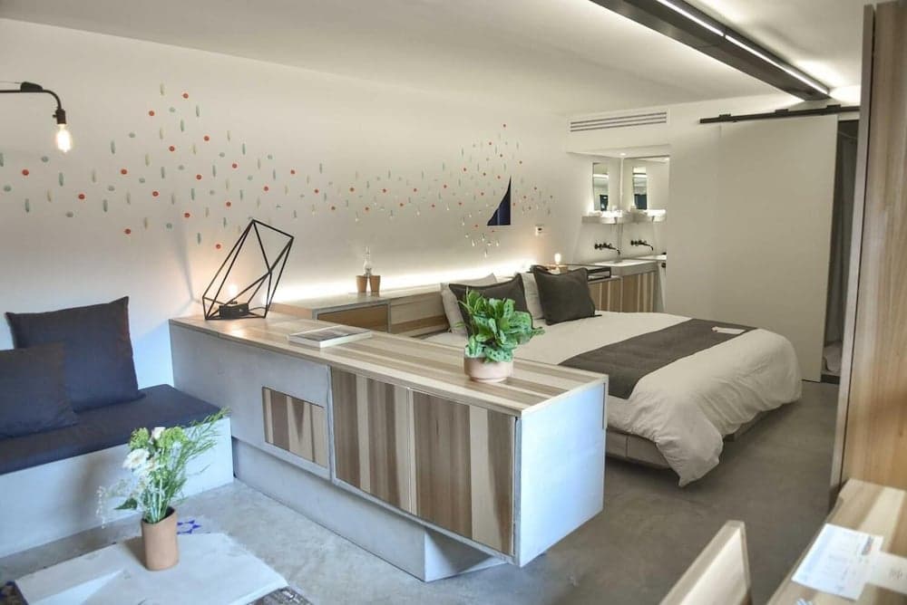 Hotel Carlota — 13